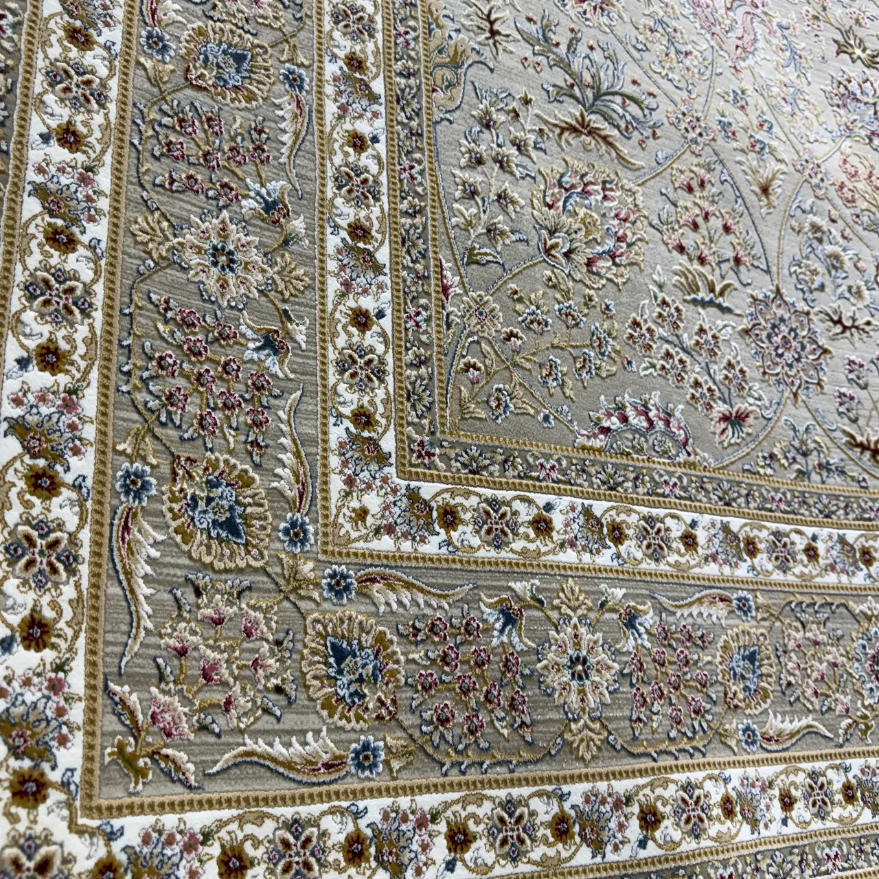 فرش 6 متری 1200 قیطران (ویرا) کرم حاشیه نسکافه ای 527